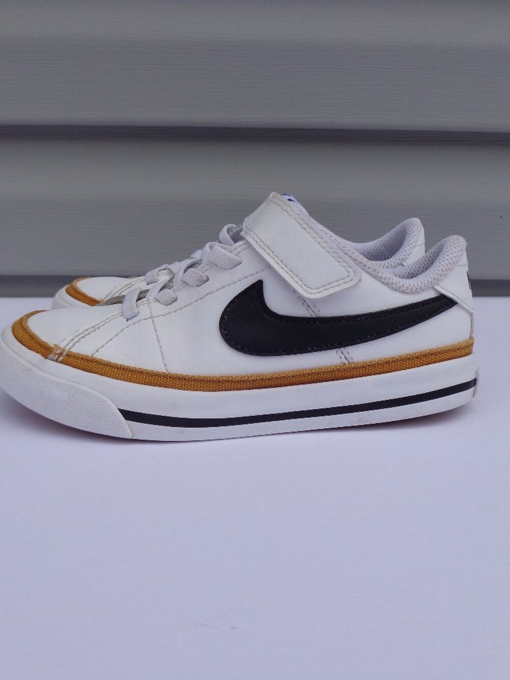 Nike Court Legacy Little Kids' Shoes Leather White Hook-Loop Strap Size 11 C